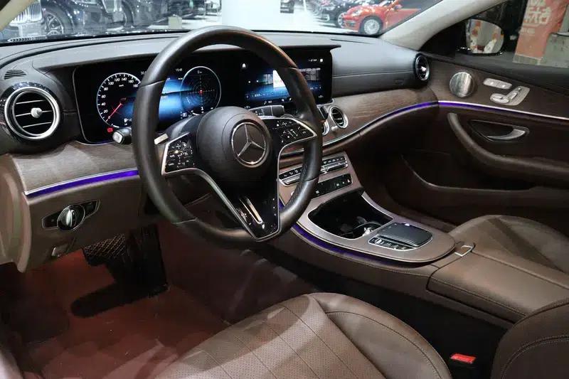 2023 Mercedes-Benz E-Class E 300 L Luxury Sedan — миниатюра 20