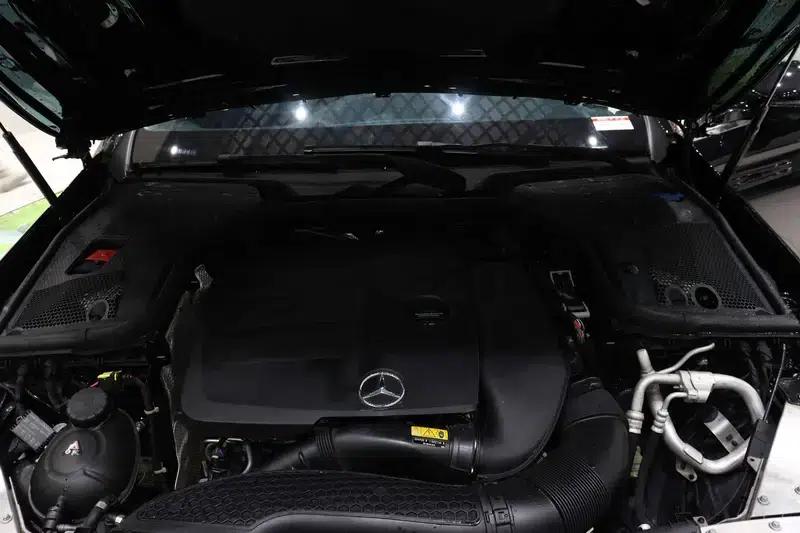 2023 Mercedes-Benz E-Class E 300 L Luxury Sedan — миниатюра 6
