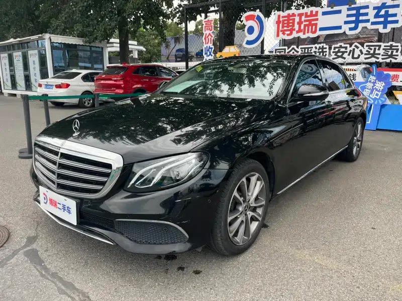 Mercedes-Benz E-Class 2018 Facelift E 300 L Fashion Model — миниатюра 1