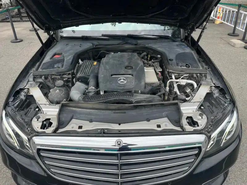 Mercedes-Benz E-Class 2018 Facelift E 300 L Fashion Model — миниатюра 7