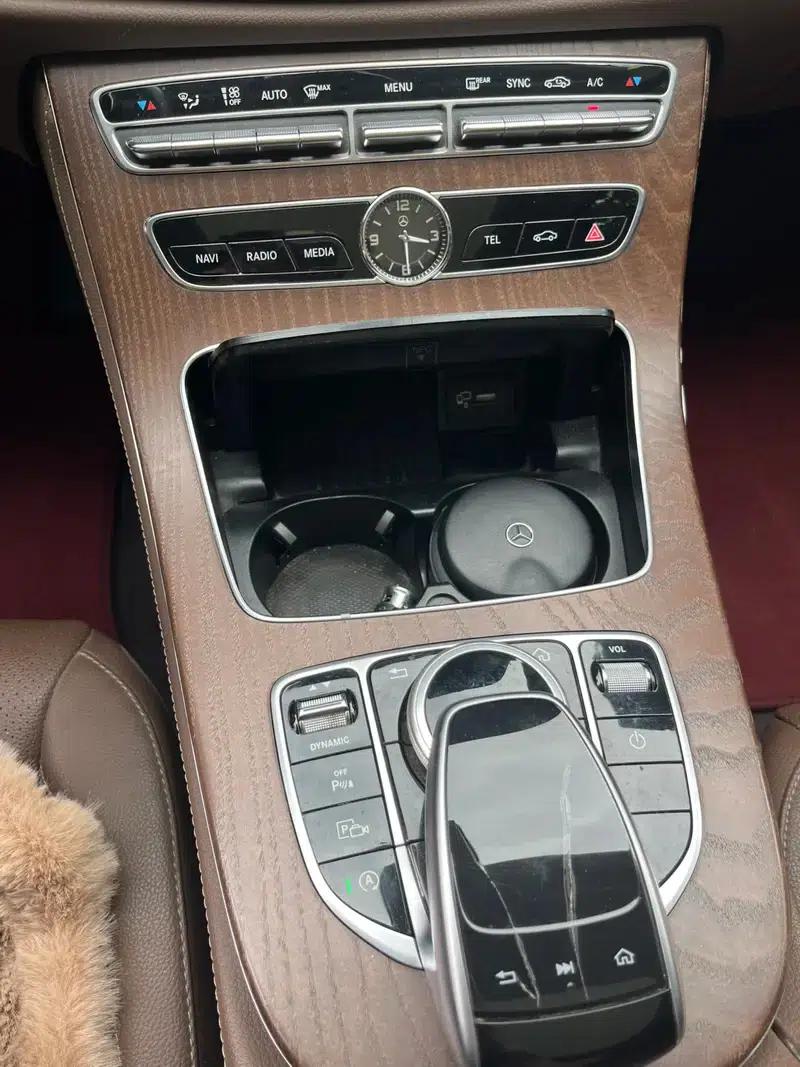 Mercedes-Benz E-Class 2018 Facelift E 300 L Fashion Model — миниатюра 9