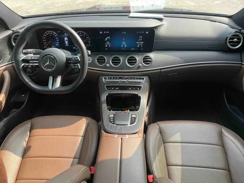 Mercedes-Benz E-Class 2023 E 300 L Fashion Sport Sedan — миниатюра 5