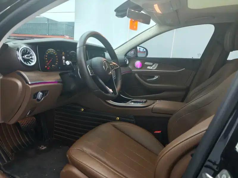 Mercedes-Benz E-Class 2021 Facelift E 300 L Fashion Sedan — миниатюра 10