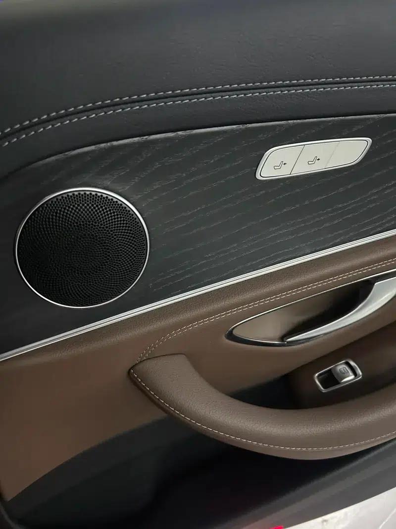 2016 Mercedes-Benz E-Class E 200 L Sport — миниатюра 13