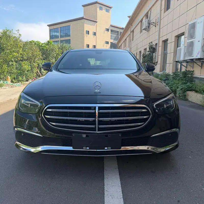 Mercedes-Benz E-Class 2023 Facelift E 300 L Fashion Sedan — миниатюра 2