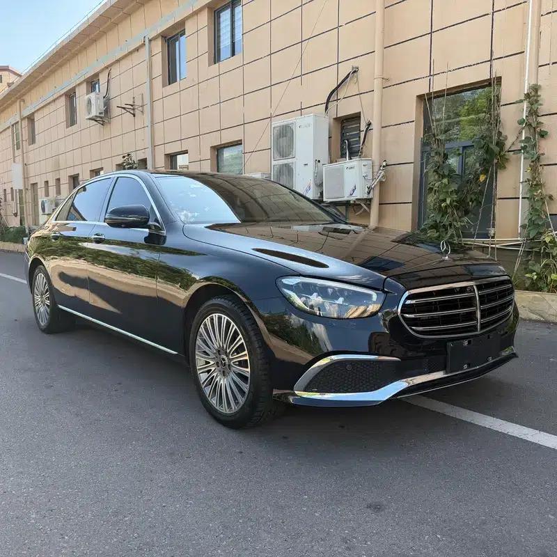 Mercedes-Benz E-Class 2023 Facelift E 300 L Fashion Sedan — миниатюра 3