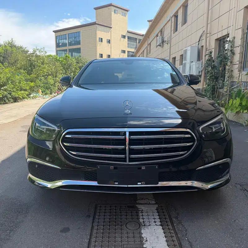 Mercedes-Benz E-Class 2023 Facelift E 300 L Fashion Sedan — миниатюра 2