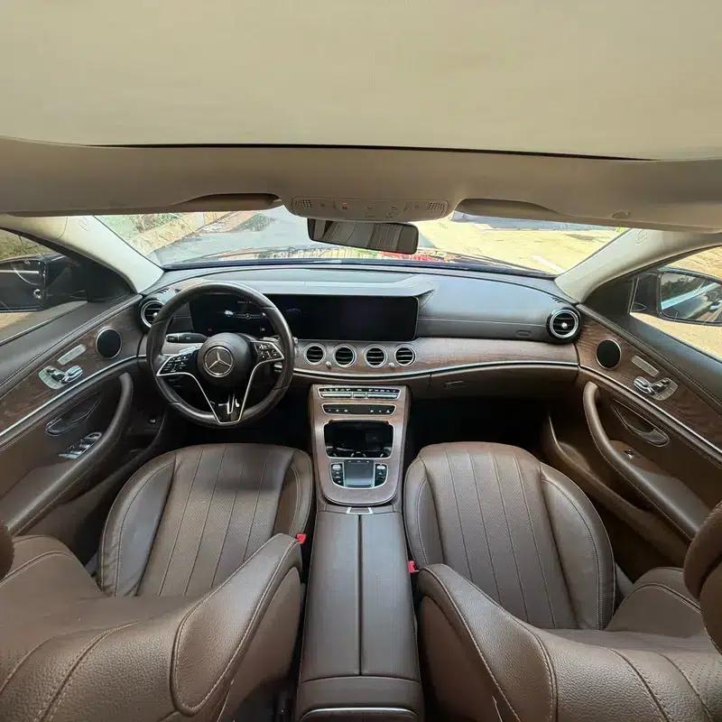 Mercedes-Benz E-Class 2023 Facelift E 300 L Fashion Sedan — миниатюра 7