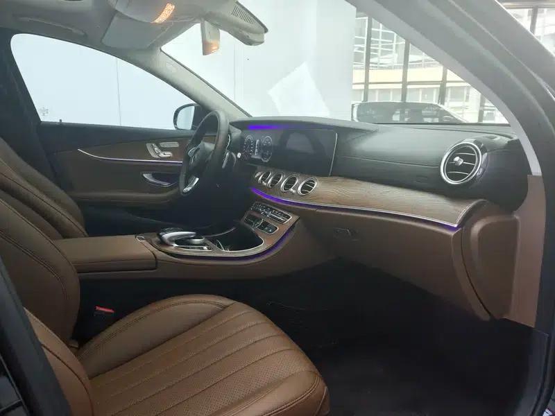 Mercedes-Benz E-Class 2018 Facelift E 300 L Fashion Model — миниатюра 6