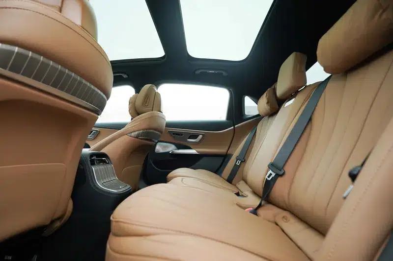 Mercedes-Benz E-Class 2025 E 300 L Fashion Sedan — миниатюра 17
