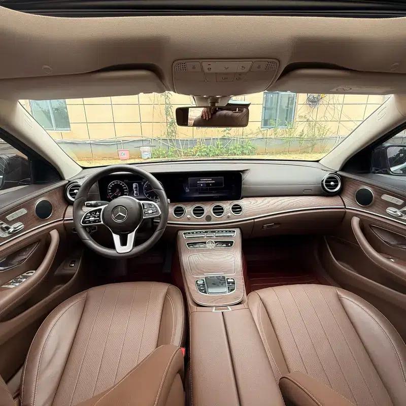 Mercedes-Benz E-Class 2019 E 300 L Fashion Edition — миниатюра 7