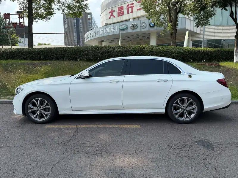 Mercedes-Benz E-Class 2020 Facelift E 300 L Sport Style — миниатюра 3