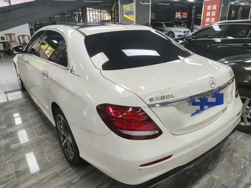 2018 Mercedes-Benz E-Class E 300 L Sport Style — миниатюра 3