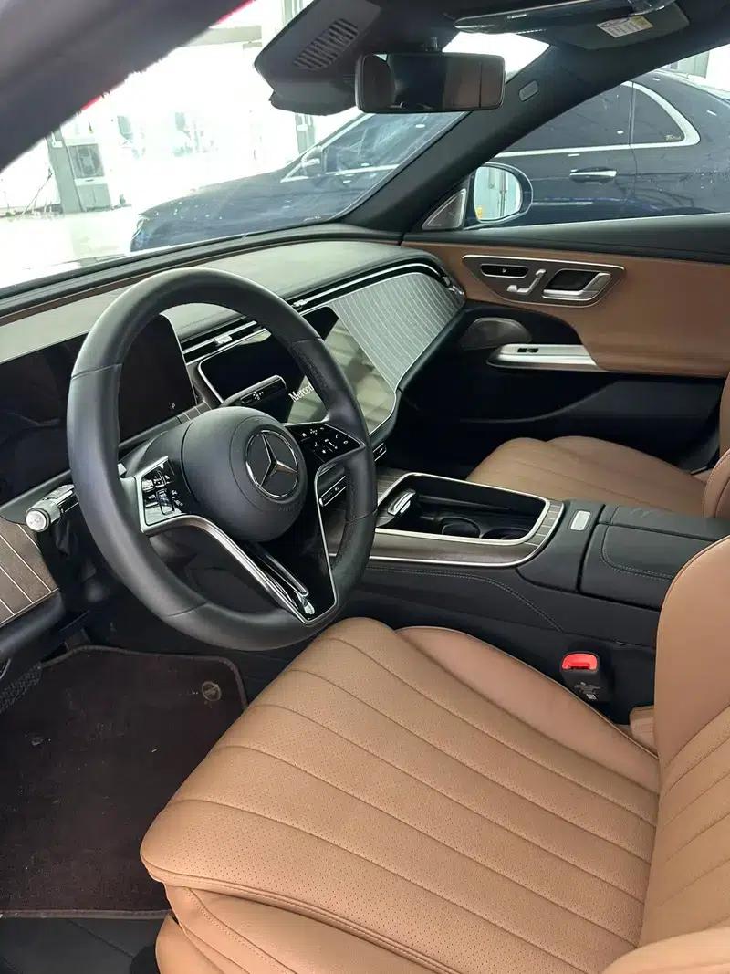 Mercedes-Benz E-Class 2024 E 300 L Fashion Sedan — миниатюра 7