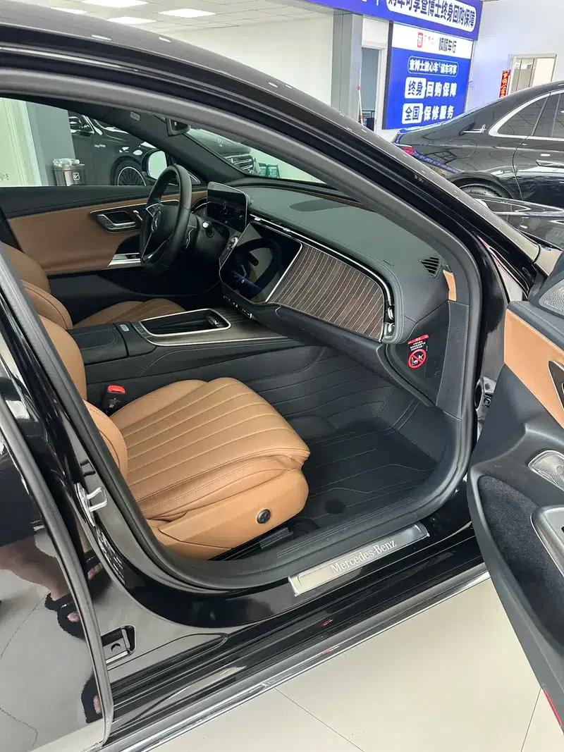 Mercedes-Benz E-Class 2024 E 300 L Fashion Sedan — миниатюра 8