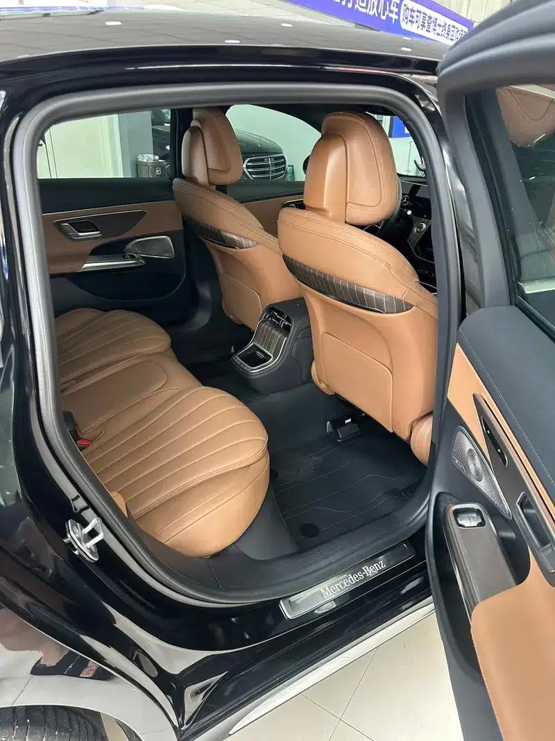 Mercedes-Benz E-Class 2024 E 300 L Fashion Sedan — миниатюра 9