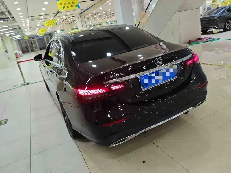 Mercedes-Benz E-Class 2021 Facelift E 300 L Fashion Sedan — миниатюра 3