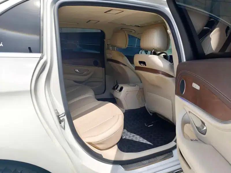2016 Mercedes-Benz E-Class E 300 L Fashion Edition — миниатюра 11