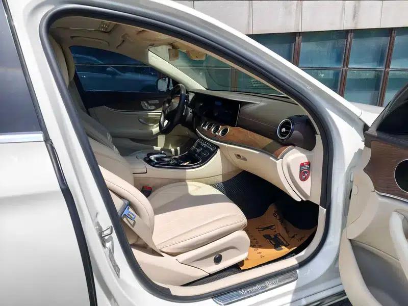 2016 Mercedes-Benz E-Class E 300 L Fashion Edition — миниатюра 12