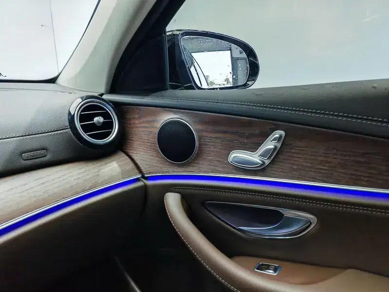2022 Mercedes-Benz E-Class E 260 L Sedan — миниатюра 10