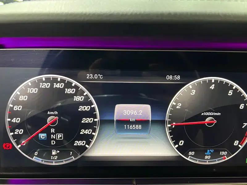 Mercedes-Benz E-Class 2017 E 300 L Sport Luxury — миниатюра 9
