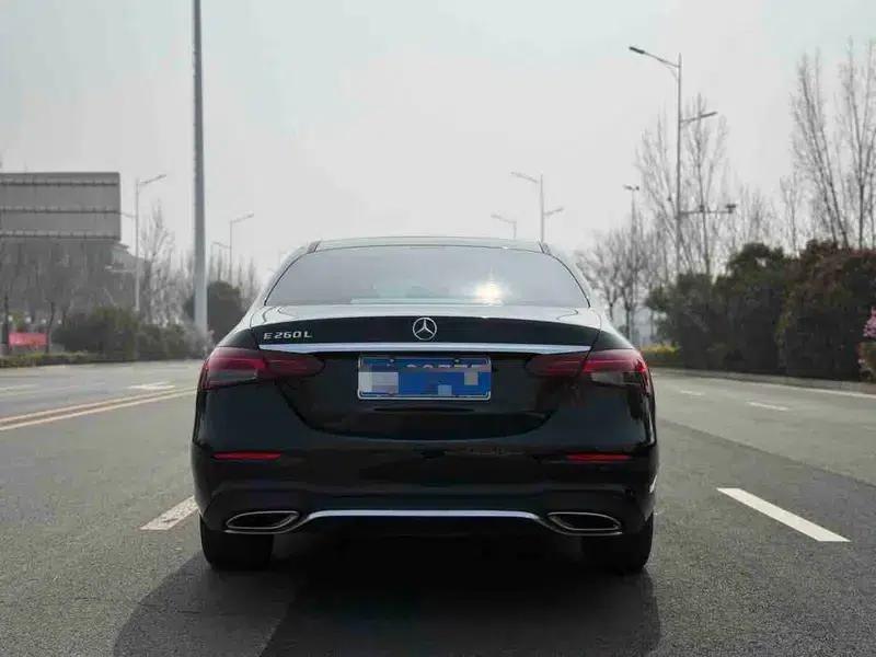 2021 Mercedes-Benz E-Class E 260 L Sport Sedan — миниатюра 5
