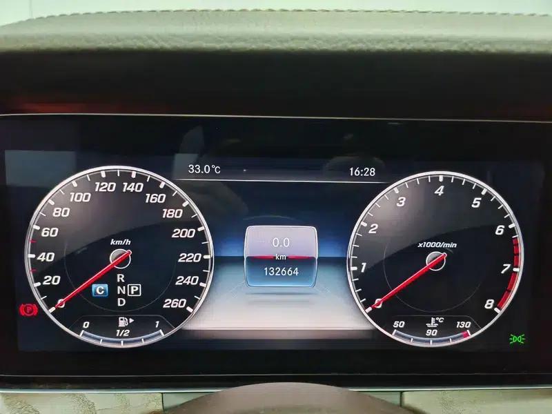 Mercedes-Benz E-Class 2019 Facelift E 300 L Fashion Model — миниатюра 14