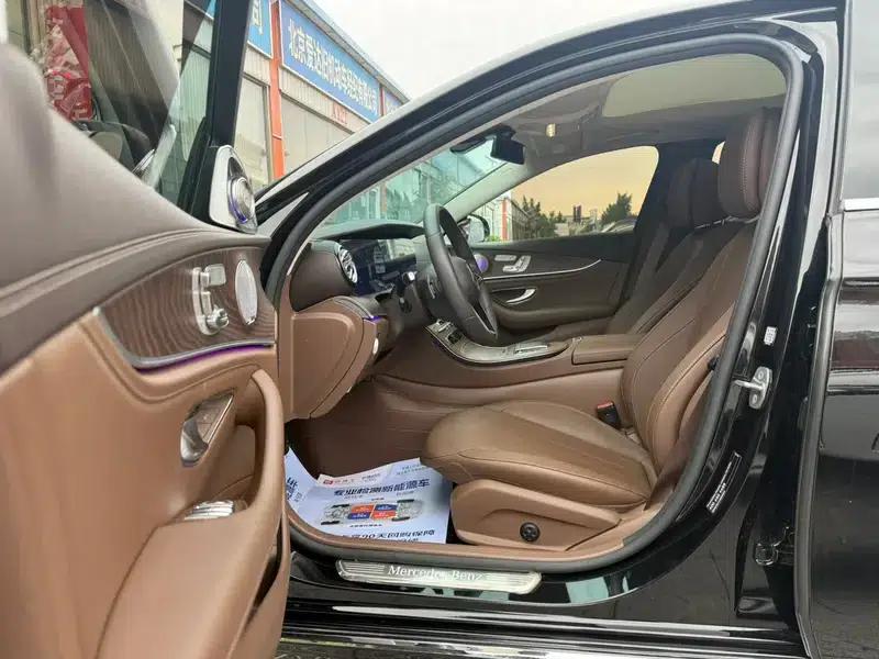 2023 Mercedes-Benz E-Class E 300 L Luxury Sedan — миниатюра 18