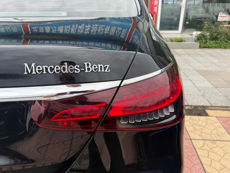 2023 Mercedes-Benz E-Class E 300 L Luxury Sedan — миниатюра 8