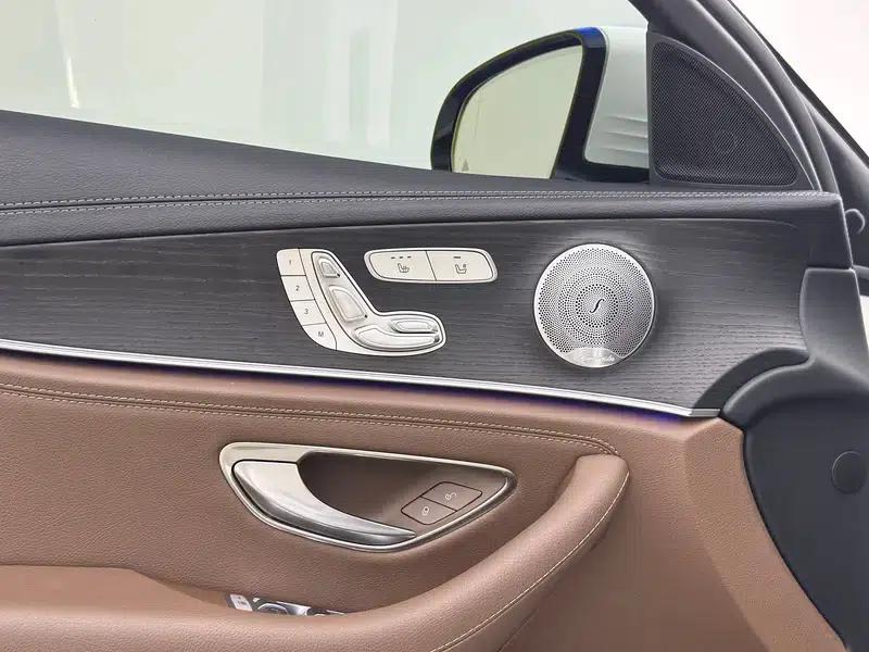 Mercedes-Benz E-Class 2020 Facelift E 300 L Sport Special Edition — миниатюра 11