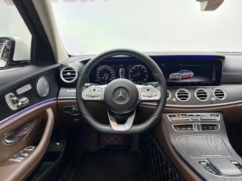 Mercedes-Benz E-Class 2020 Facelift E 300 L Sport Special Edition — миниатюра 15