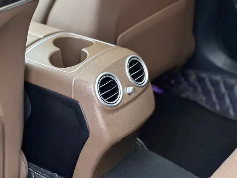 Mercedes-Benz E-Class 2020 Facelift E 300 L Sport Special Edition — миниатюра 9