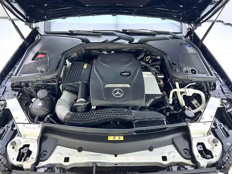2017 Mercedes-Benz E-Class E 200 L 4MATIC — миниатюра 9
