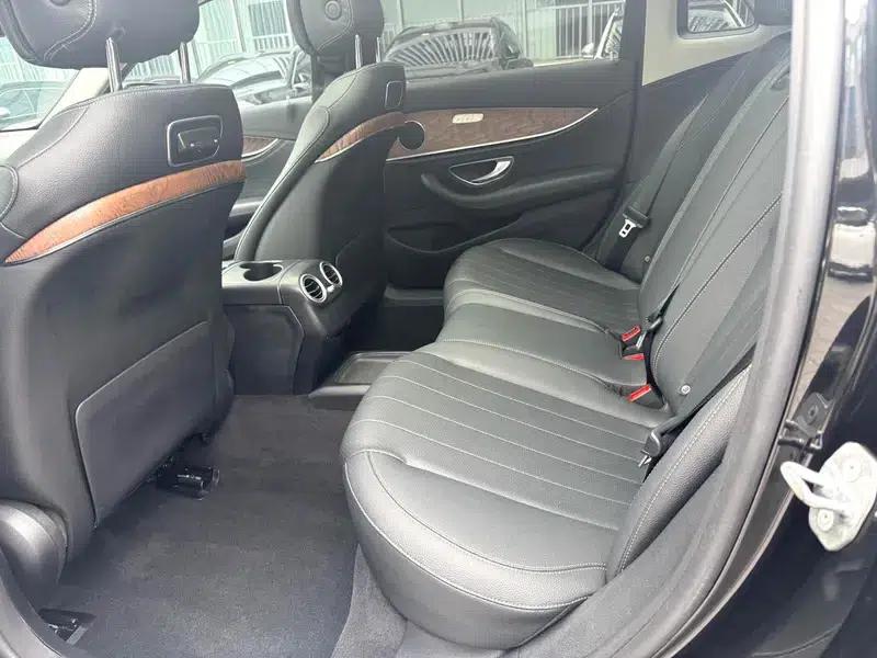 Mercedes-Benz E-Class 2018 Facelift E 300 L Fashion Model — миниатюра 9