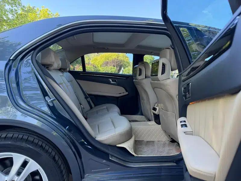 Mercedes-Benz E-Class 2010 E 300 L Fashion Edition — миниатюра 15