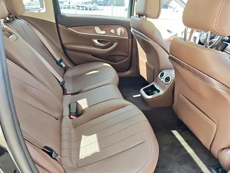 Mercedes-Benz E-Class 2022 E 300 L Luxury Sedan — миниатюра 22