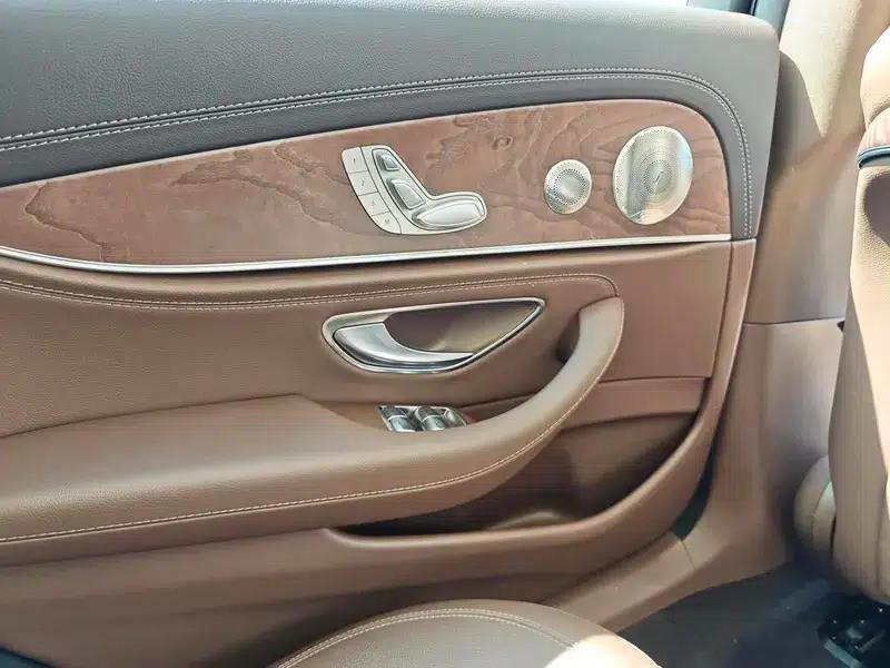Mercedes-Benz E-Class 2022 E 300 L Luxury Sedan — миниатюра 10