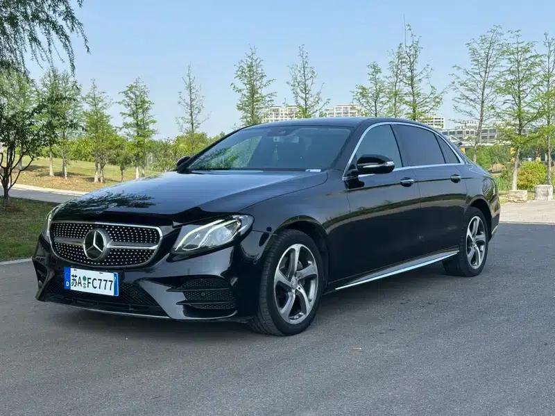 2017 Mercedes-Benz E-Class E 200 L Sport 4MATIC — миниатюра 1