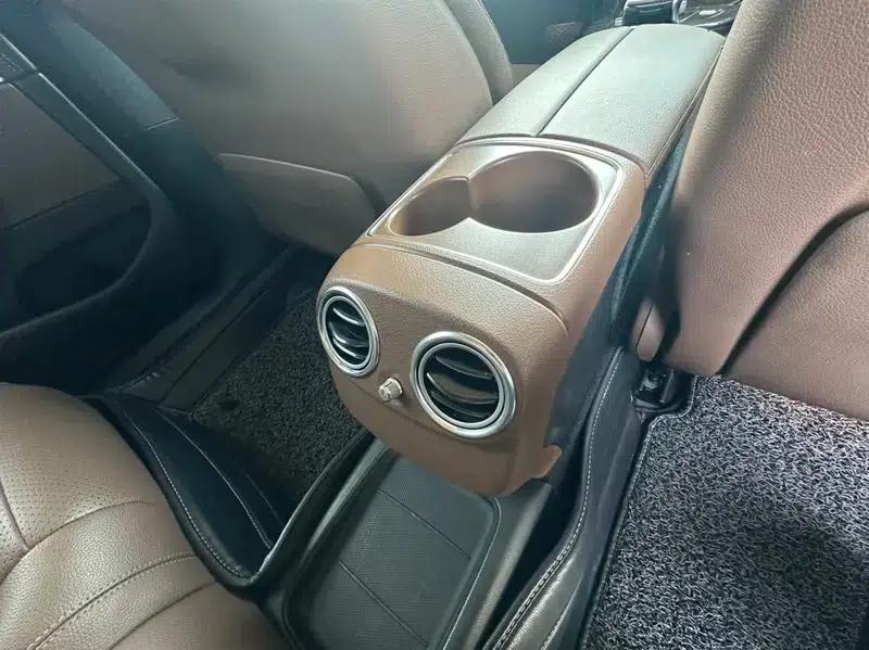 2017 Mercedes-Benz E-Class E 200 L Sport 4MATIC — миниатюра 13