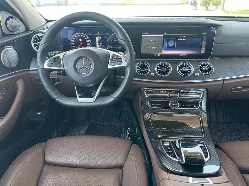 2017 Mercedes-Benz E-Class E 200 L Sport 4MATIC — миниатюра 14