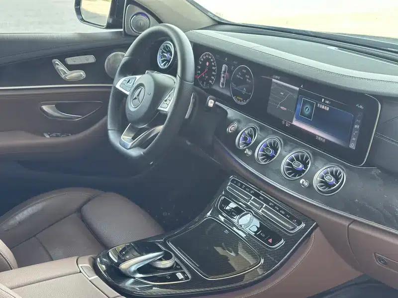 2017 Mercedes-Benz E-Class E 200 L Sport 4MATIC — миниатюра 15