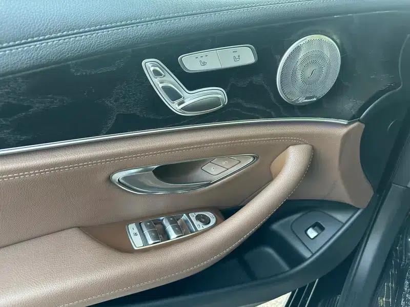 2017 Mercedes-Benz E-Class E 200 L Sport 4MATIC — миниатюра 21
