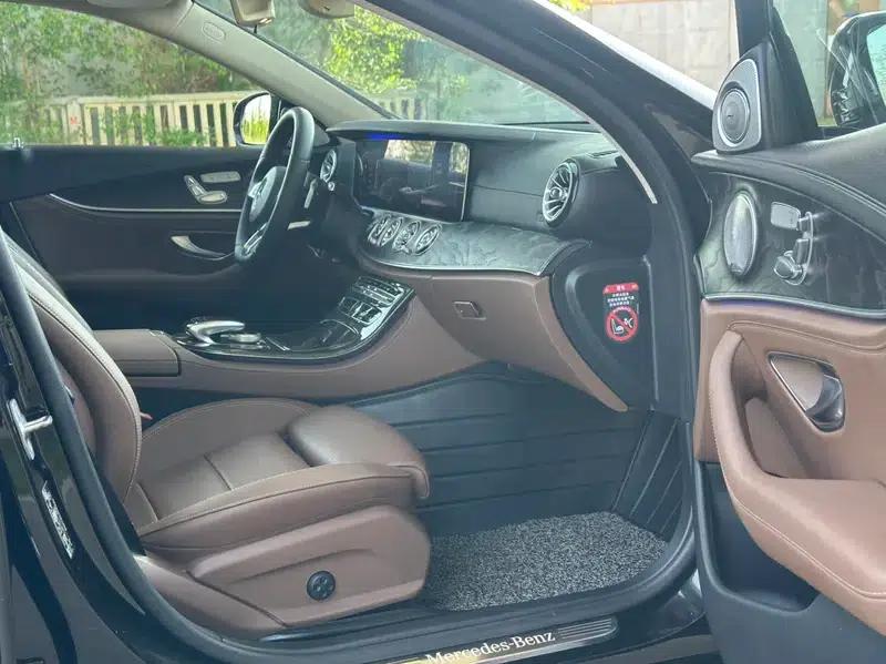 2017 Mercedes-Benz E-Class E 200 L Sport 4MATIC — миниатюра 9