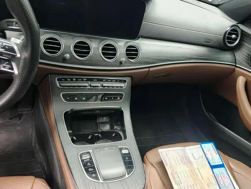 Mercedes-Benz E-Class 2023 E 300 L Fashion Sedan — миниатюра 6