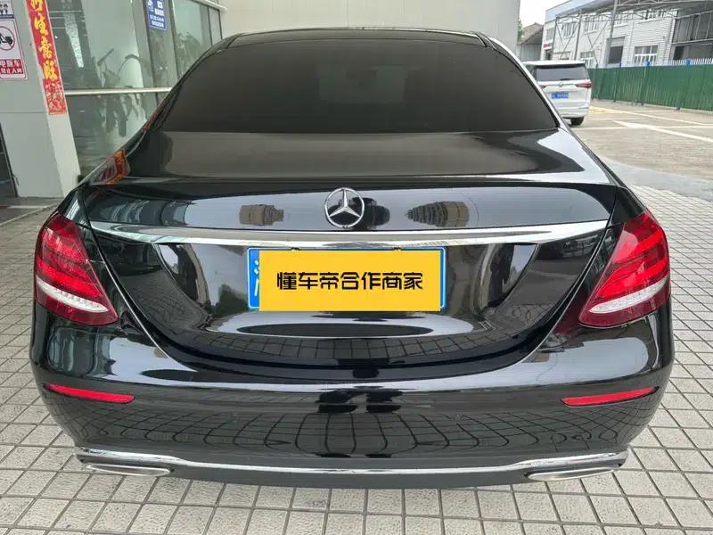 Mercedes-Benz E-Class 2019 Facelift E 300 L Fashion Model — миниатюра 5