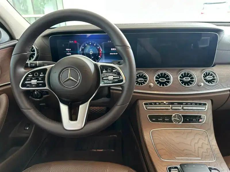 Mercedes-Benz E-Class 2019 Facelift E 300 L Fashion Model — миниатюра 9