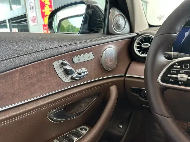 Mercedes-Benz E-Class 2019 Facelift E 300 L Fashion Model — миниатюра 10