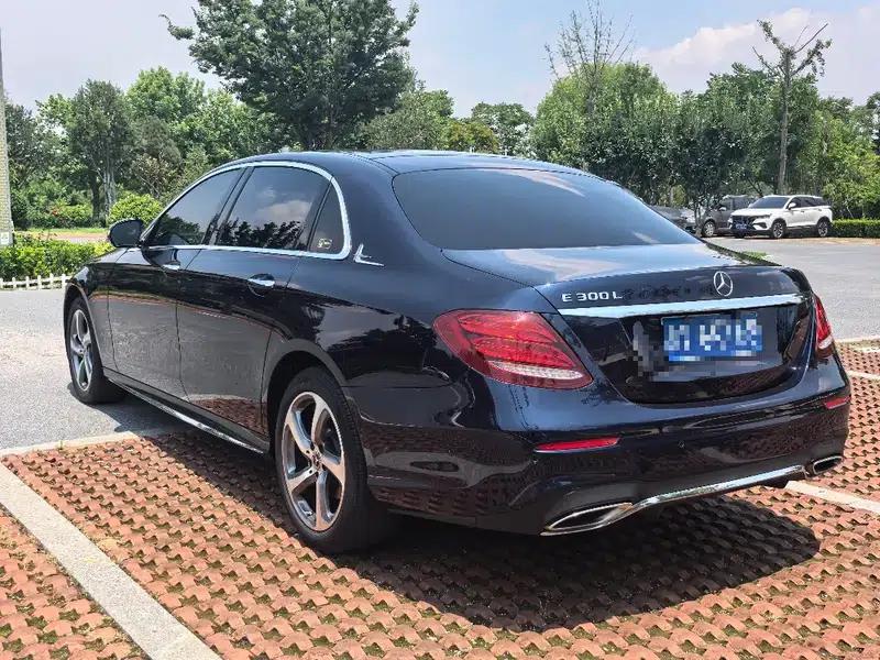 Mercedes-Benz E-Class 2019 Facelift E 300 L Sport Style — миниатюра 5