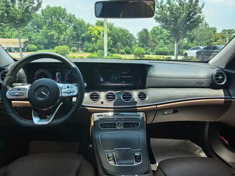 Mercedes-Benz E-Class 2019 Facelift E 300 L Sport Style — миниатюра 9