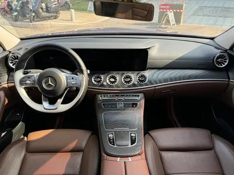 2019 Mercedes-Benz E-Class E 200 L Sport 4MATIC — миниатюра 14